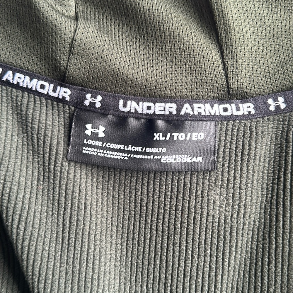 Army green Under Armour zip up